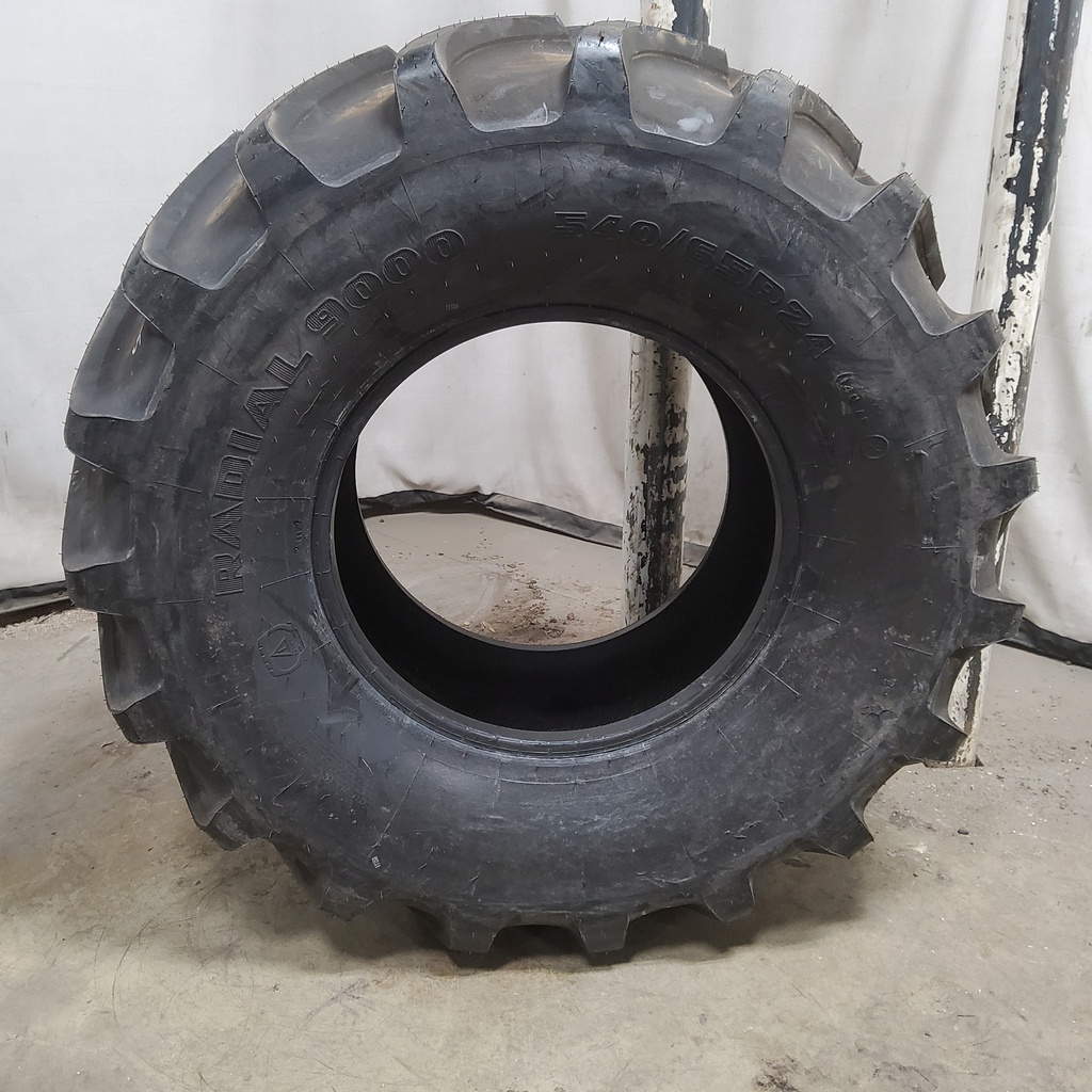 540/65R24 Firestone Radial 9000 R-1W 140 B 99%