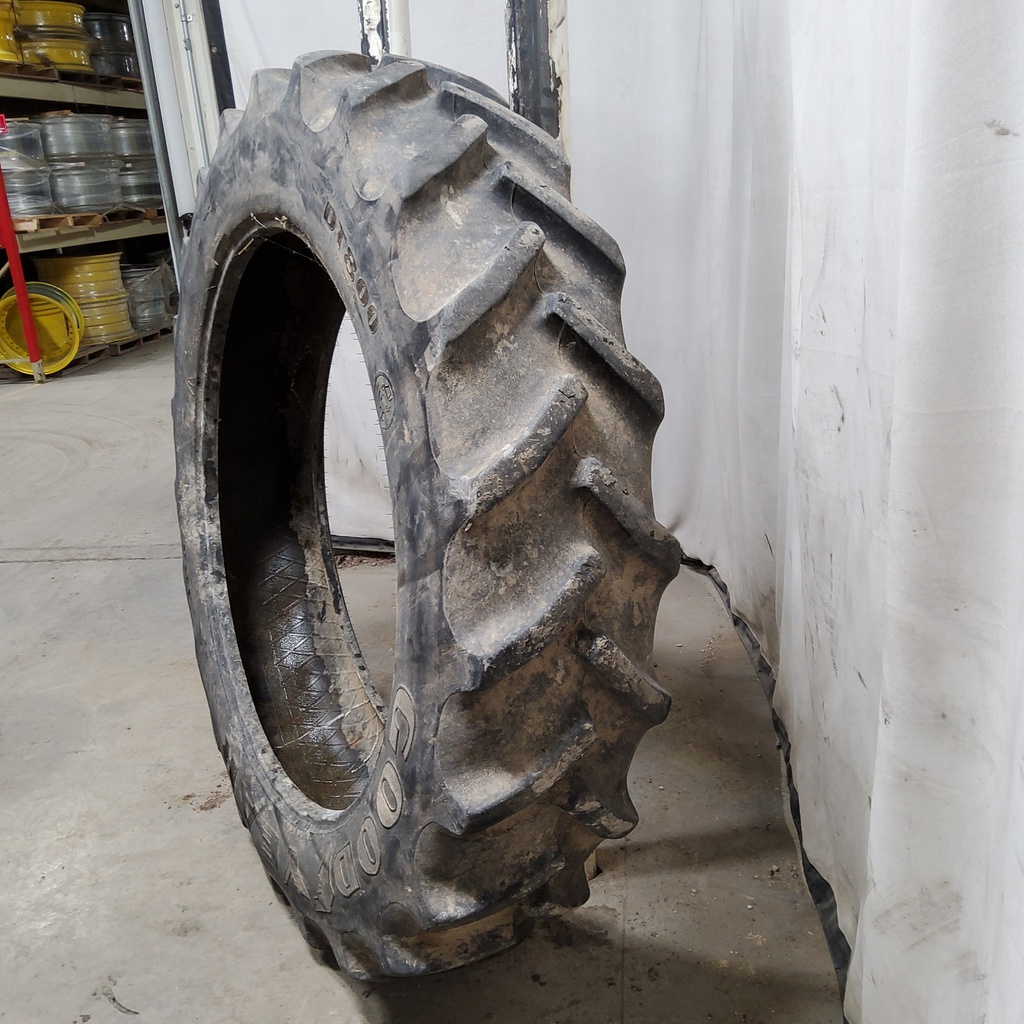 380/90R46 Goodyear Farm DT800 Optitrac R-1W 149 B 70%