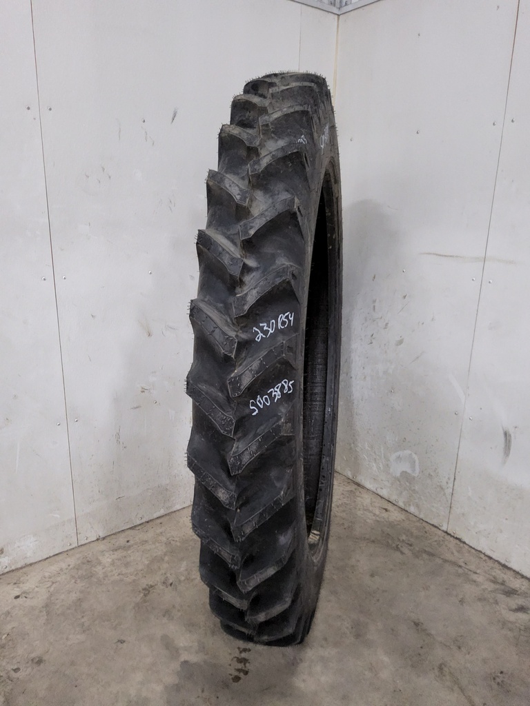 230/115R54 Titan Farm TT49V Radial R-1W 146B 99%