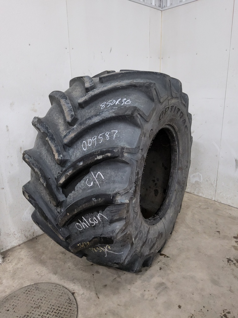 LSW 850/55R30 Goodyear Farm Optitrac R-1W 186D 70%