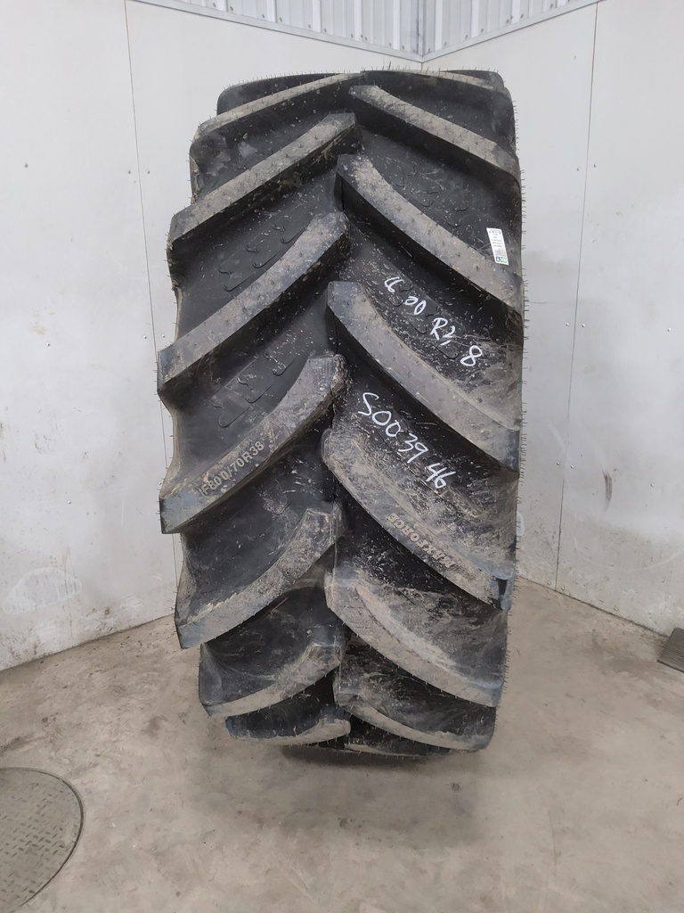 IF 800/70R38 BKT Tires Agrimax Force R-1W 184D 99%