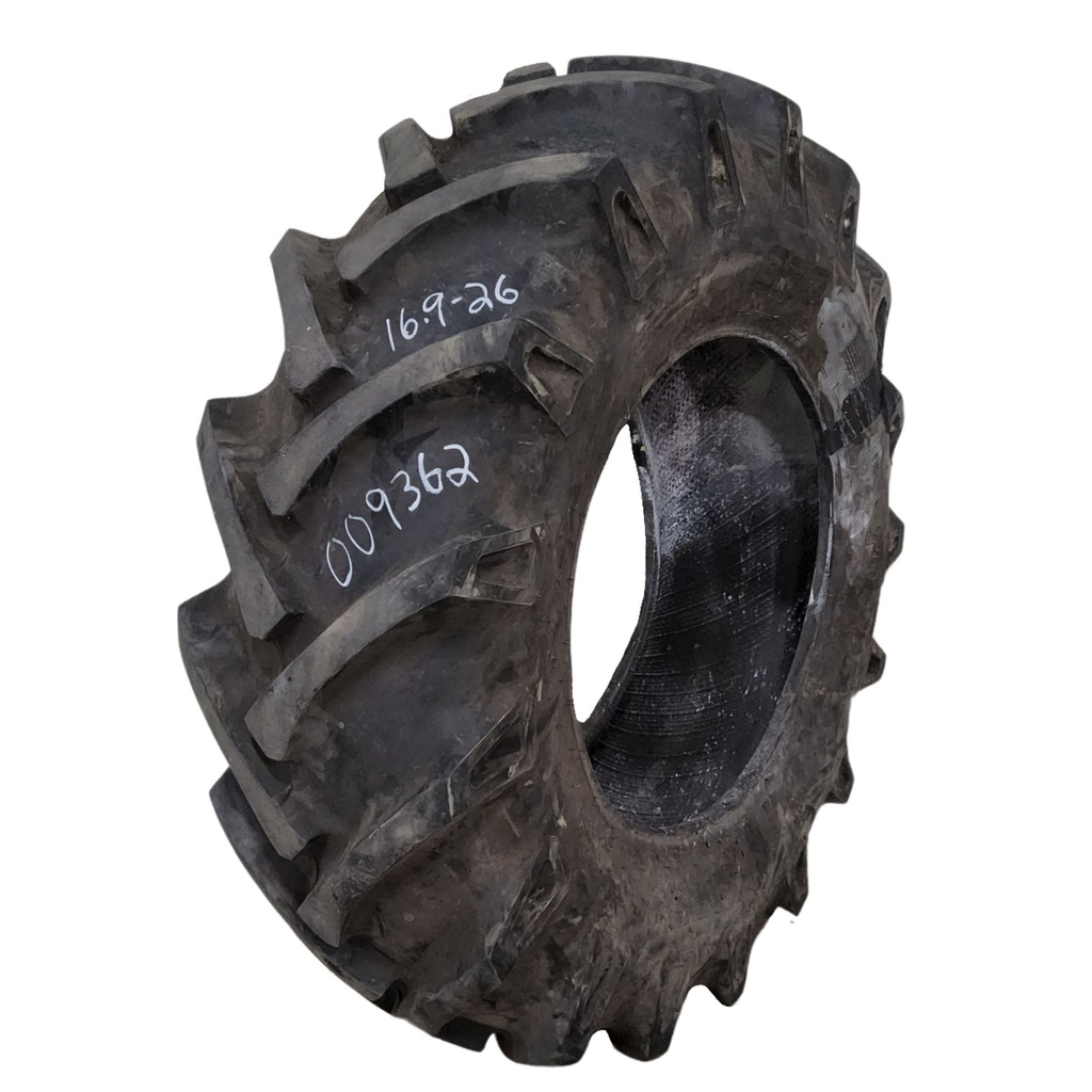 16.9/-26 BKT Tires TR 135 Drive R-1 133A6/137A8, E (10 Ply) 95%