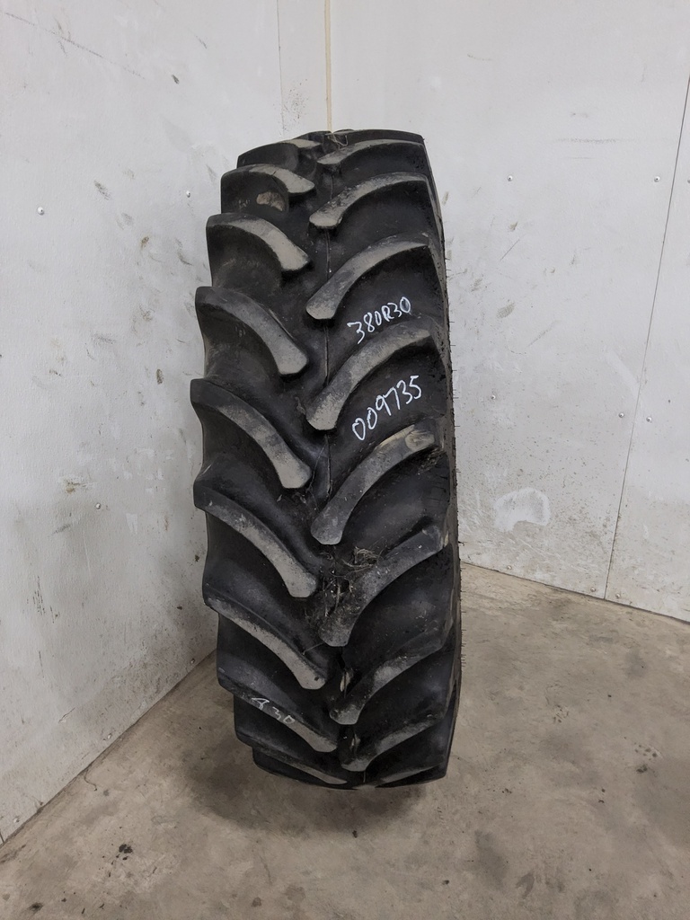 380/85R30 Firestone Radial All Traction FWD R-1 135B 85%