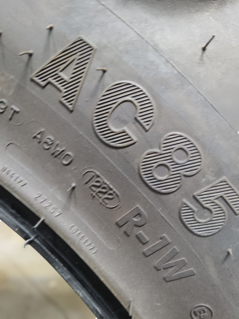 280/85R28 Mitas AC85 Radial R-1W 118A8 99%