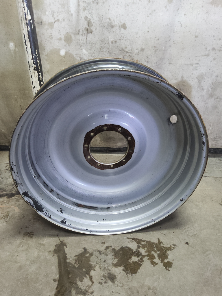 12"W x 46"D, Case IH Silver Mist 10-Hole Bubble Disc