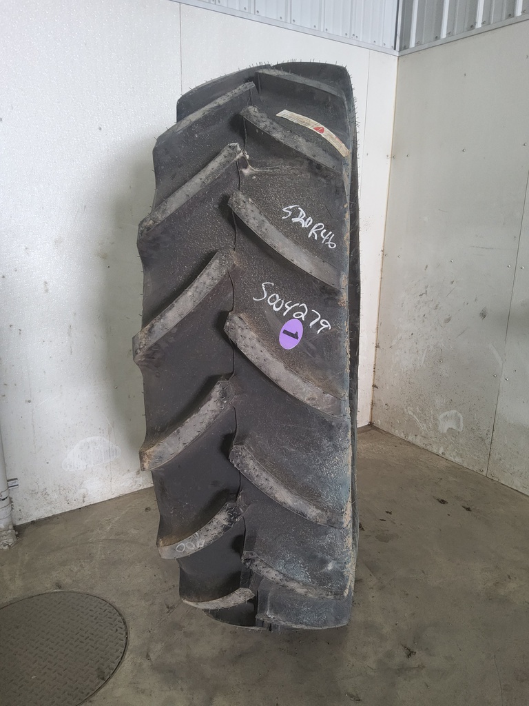 520/85R46 Goodyear Farm Optitrac R-1W 158D 99%