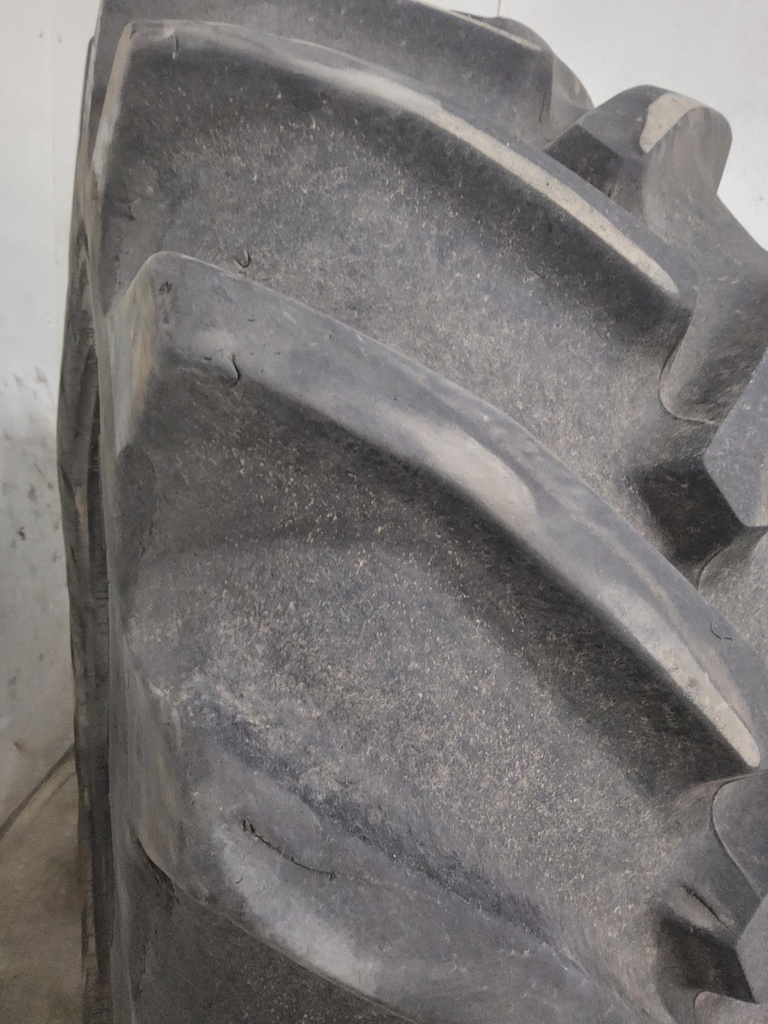 800/65R32 Goodyear Farm Super Traction Radial R-1W 172B 65%