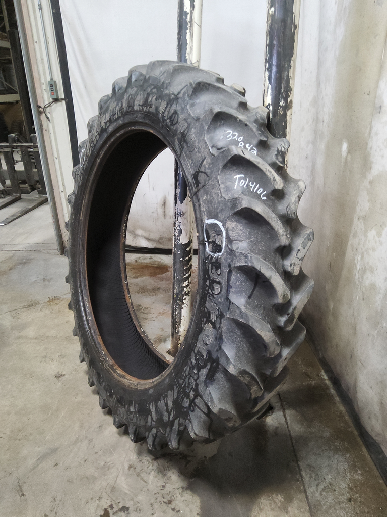 320/90R42 Firestone Radial 9000 R-1W 139B 55%