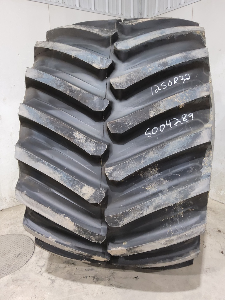 IF 1250/50R32 Firestone Radial Deep Tread 23 CFO R-1W 201B 99%