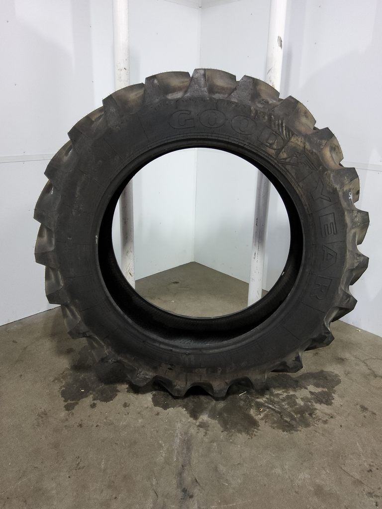 18.4/R42 Goodyear Farm Super Traction Radial R-1W 148B 99%