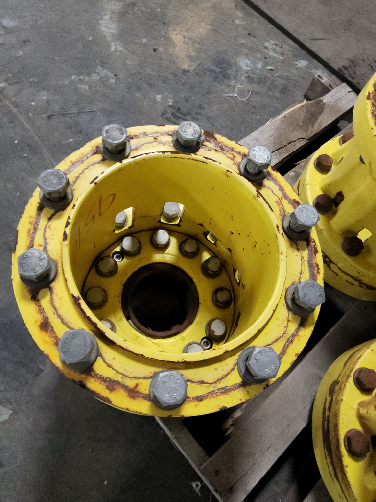 10-Hole 15"L Hub Extension, John Deere Yellow