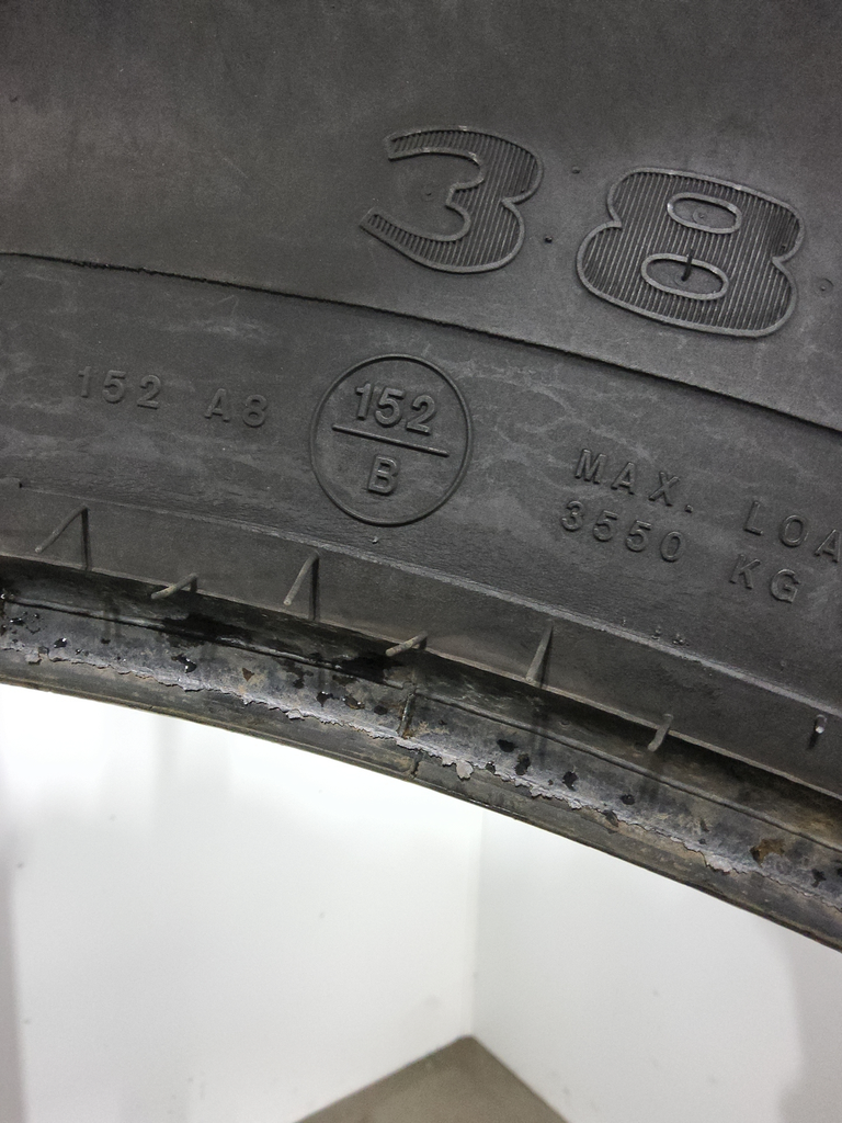 380/90R54 Goodyear Farm DT800 Super Traction R-1W 152B 45%