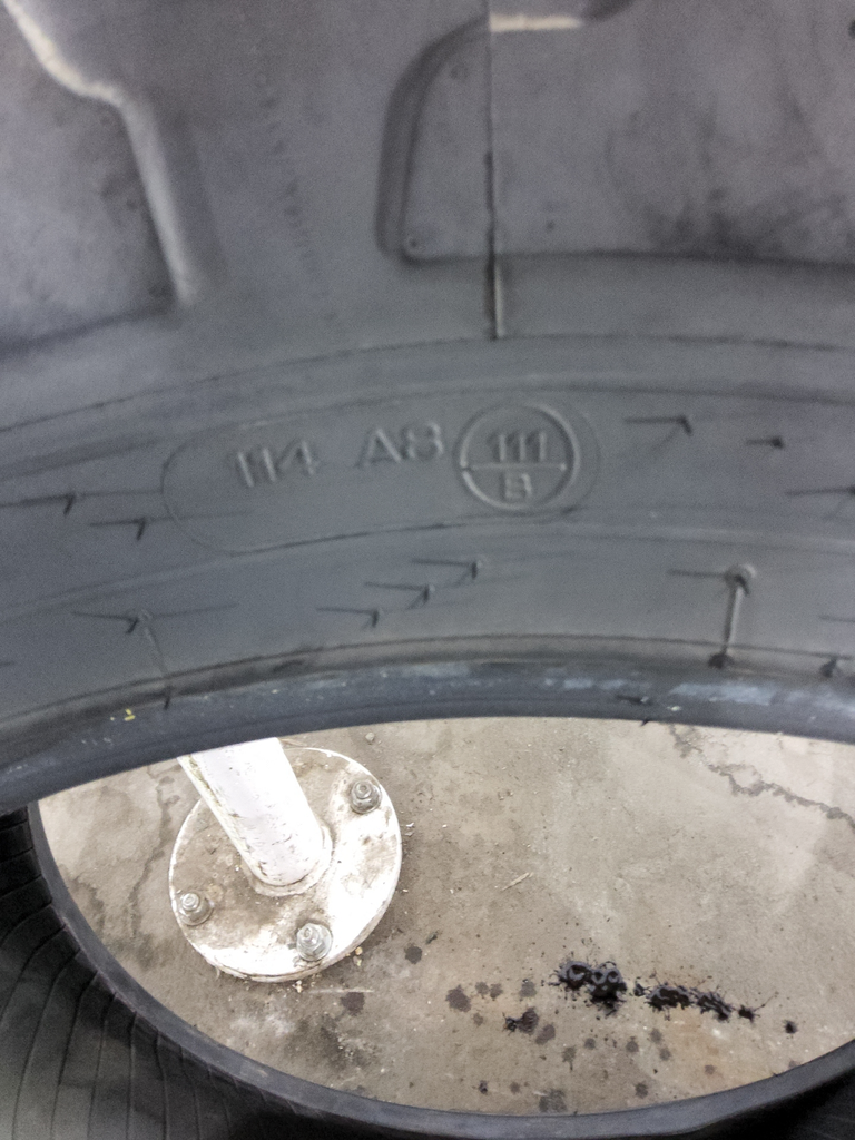 11.2R24 Michelin AgriBib R-1W 111B 65%