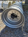 16"W x 22.5"D, Case IH Silver Mist 10-Hole Hub Pilot