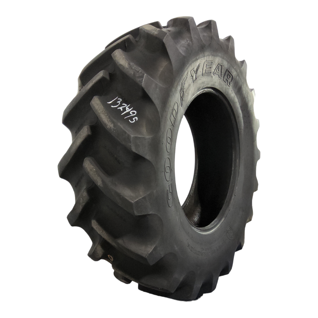 18.4R30 Goodyear Farm Super Traction Radial R-1 142A8 80%