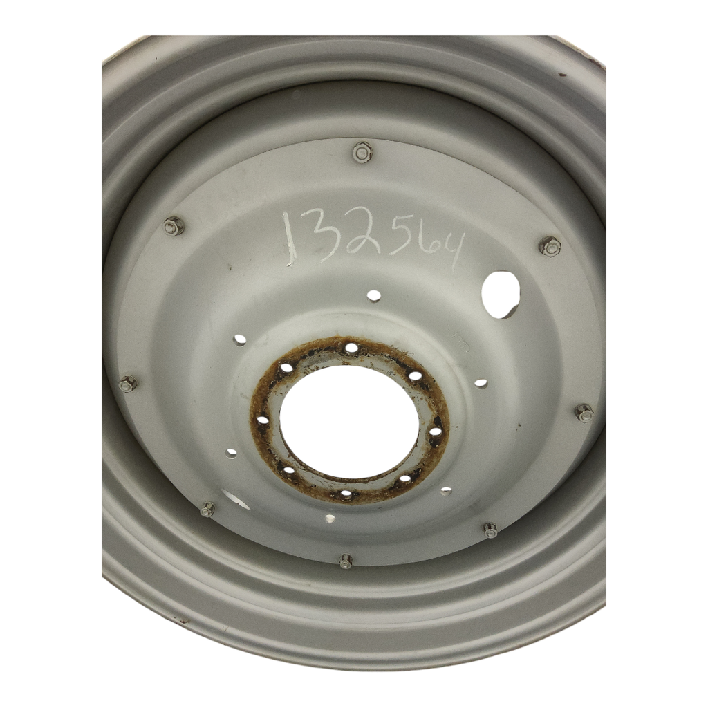 8-Hole Stub Disc Center for 38"-54" Rim, Case IH Silver Mist