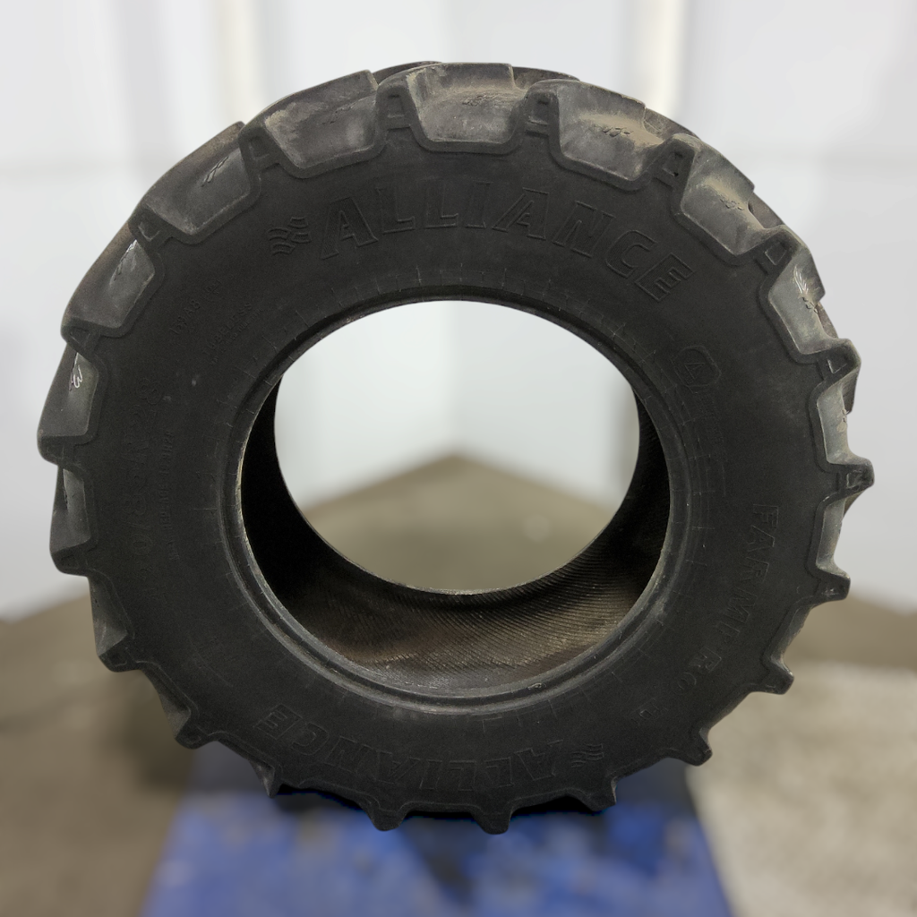 420/85R28 Alliance 846 Farm Pro II 85 Series R-1W 139B