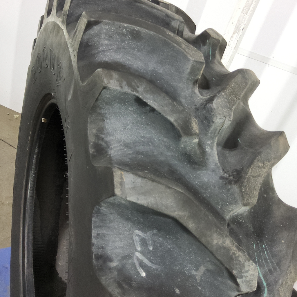 14.9R28 Goodyear Farm Dyna Torque Radial R-1 E (10 Ply), 133B