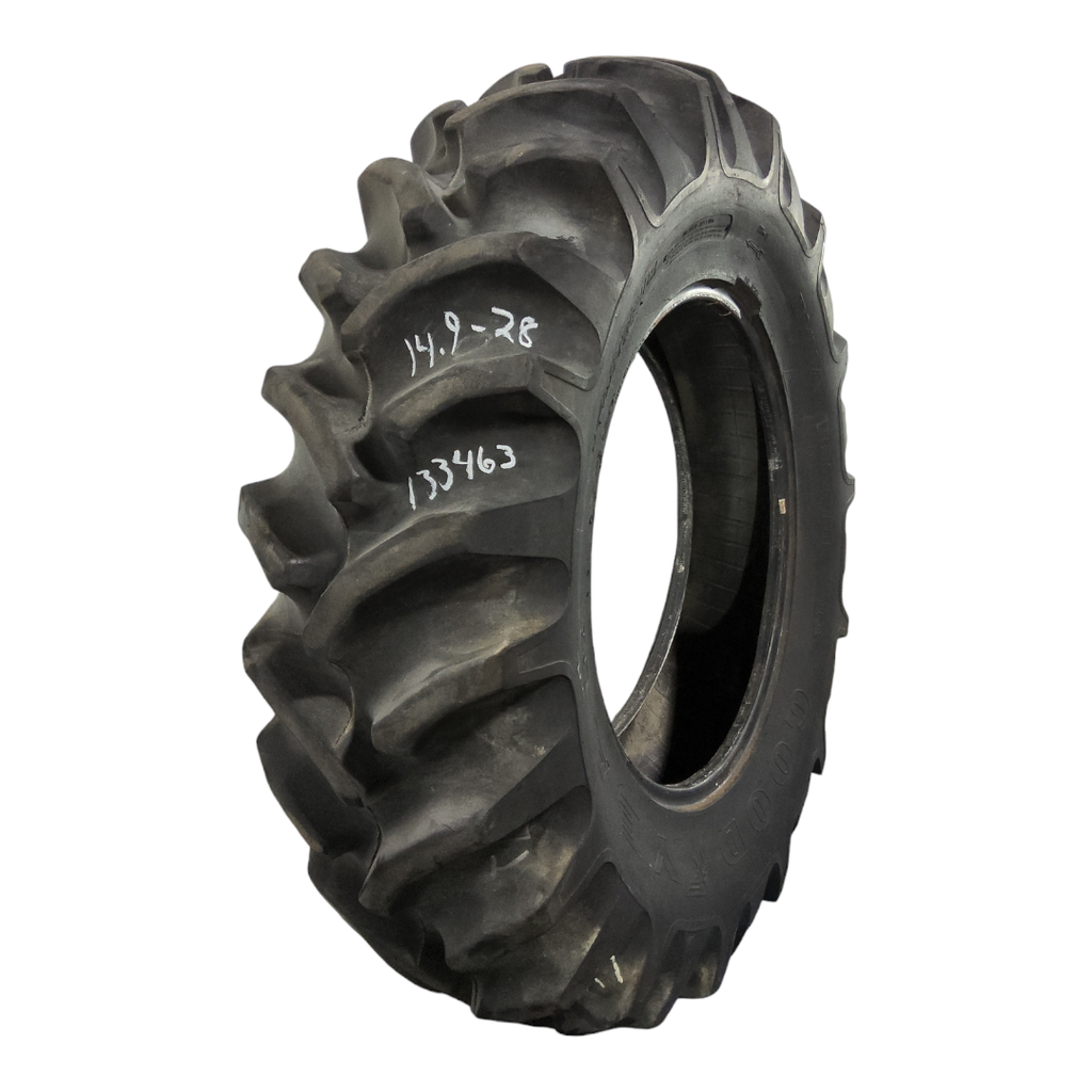 14.9R28 Goodyear Farm Dyna Torque II R-1 E (10 Ply), 90%