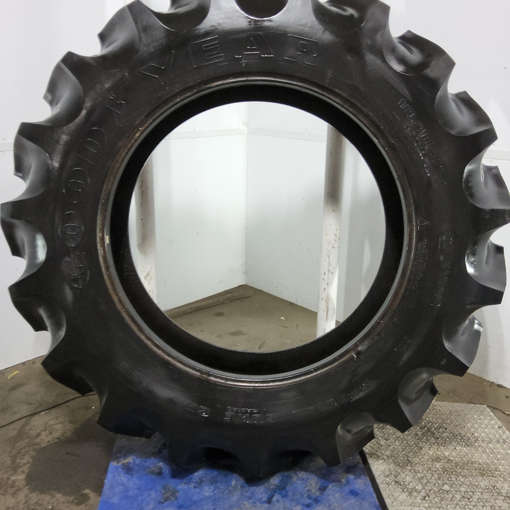 18.4R42 Goodyear Farm Special Sure Grip Radial TD8 R-2 148A8 90%