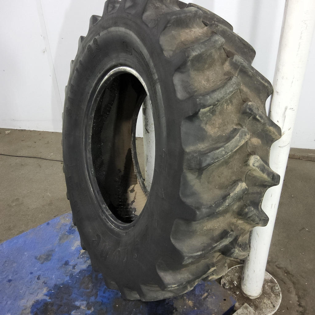 14.9-24 Firestone Super All Traction II 23 R-1 C (6 Ply), 75%