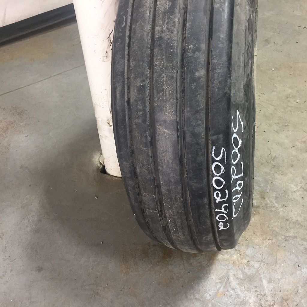 9.5/L-15 Goodyear Farm FI Highway Service I-1, D (8 Ply) 90%