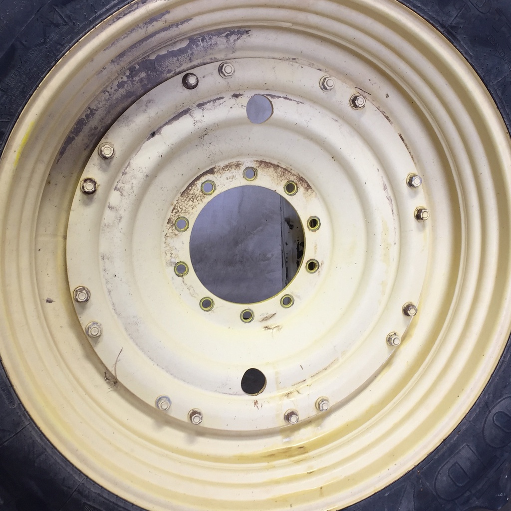 10-Hole Stub Disc Center for 38"-54" Rim, John Deere Yellow