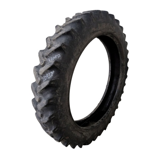 [009379] 320/90R50 Titan Farm TT49V Radial R-1W 156B 50%