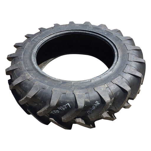 [T004887-Z] 12.4/R28 Michelin AgriBib R-1W 118B 99%