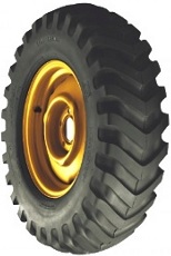 [4123C5] 7.00-15 Titan Farm Trac-Loader Chevron SS C (6 Ply), 100%